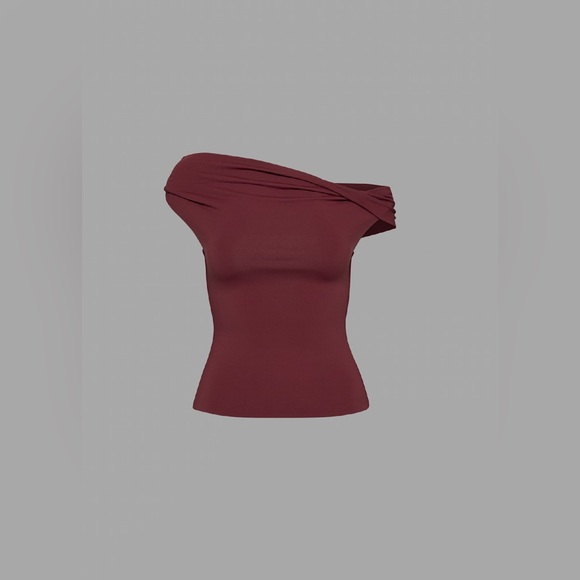Aritzia Tops - Aritzia Off-Shoulder Burgundy Blouse
